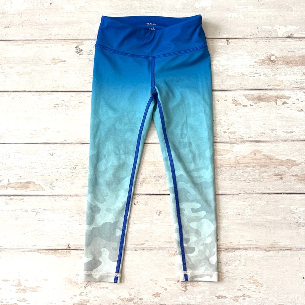 Girls XS 4/5 Athletic Spandex Leggings Kids Sporty Pants Blue Camo Print 4T 5T